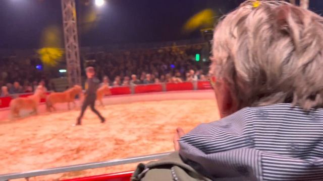 Cirkus Arena I Thisted 2023 M.  Bubber Og Julie Berthelsen Som Værter🎪.