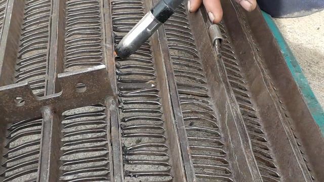 Ремонт підбарабання комбайна Claas/Repair Of The Claas Harvester/Naprawa Kombajnu Claas