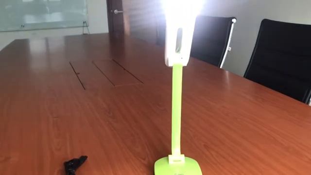 ĐÈN BÀN SẠC LED COMET CT172G