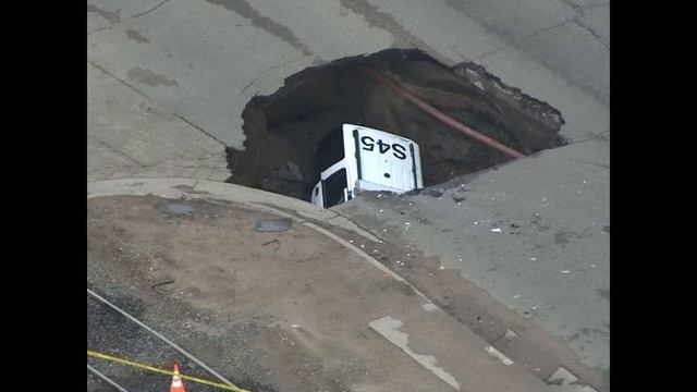 УБЕЖАЛ ОТ ПОЛИЦИИ!!!!! СМОТРЕТЬ СРОЧНО ПОКА НЕ УМЕР