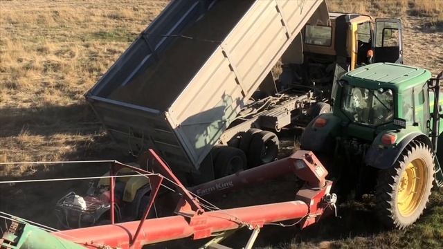 Harvesting Wheat With A Claas Lexion 580 Plus | Part 1 (2020)