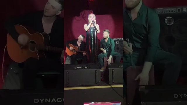 Космос - Марта Орлова акустика в баре Алиби