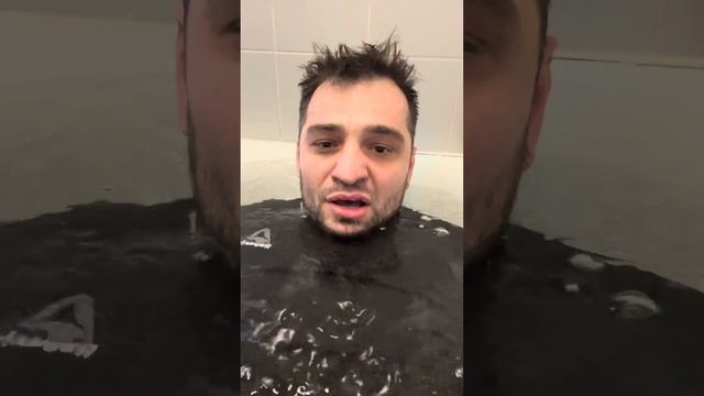 🥶 🧊 леденая вода с морской солью после тренировки - нет ничего лучше 🥷 нечистая сила сразу сгинет