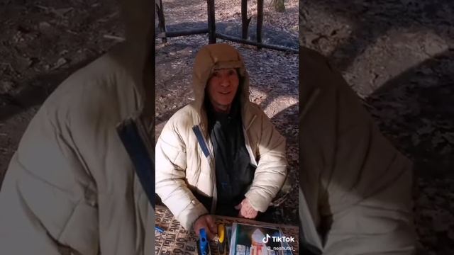 Дедушке 76 лет, а он живёт в лесу один