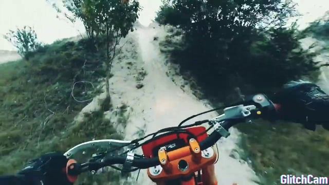 Покатушки Бахчисарай. Бешик-Тау. Взял скалу с двумя ступенями, курвы, и прочая жесть.