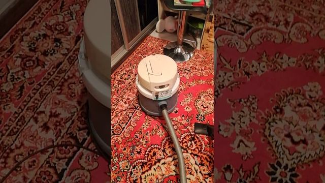 VID_20250205_090535.mp4 замены электродвигателя пылесоса в Rowenta балу 5 в 1 куплен на Озон