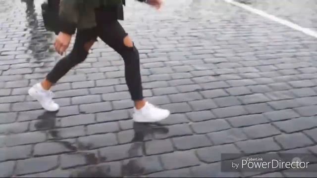 Катя Адушкина《ЛИМОНАД》Клип