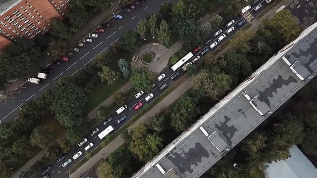 Утренние пробки на проспекте Королёва 15.09.2017