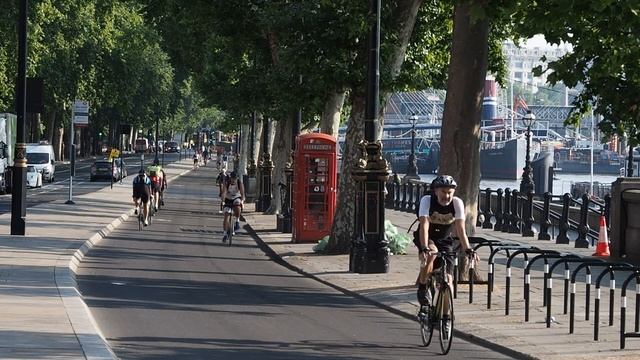 Four Step Model For Bicycle Network Infrastructure Planning
