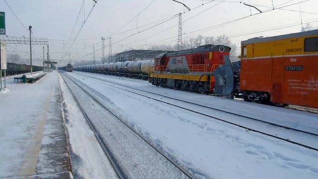 Тепловоз ЧМЭ3-1186 со снегоочистителем СДПМ-3470