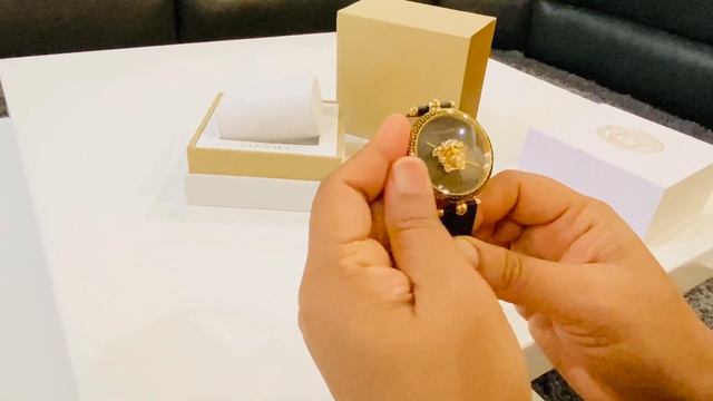 Versace Swiss Palazzo Empire Black Unboxing 39mm #VCO020017 | Deployant Clasp Band Adjustment