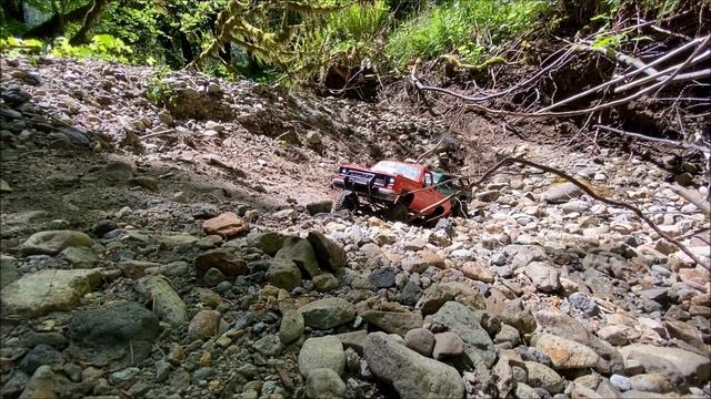 Trailing With Friends! (rc4wd Tf2, Cross Rc SU-4C And Losi Night Crawler 2.0)