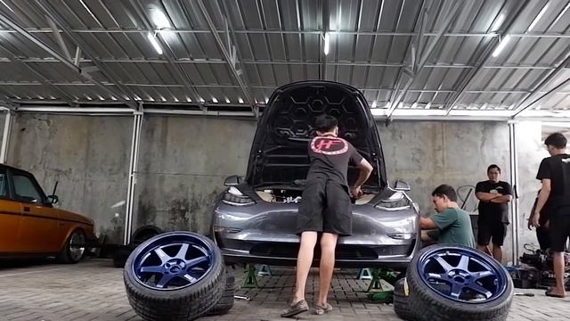 Project Tesla | Build By Ping Garage | Bagged Tesla Model 3 | Lady Tesla | #Project1