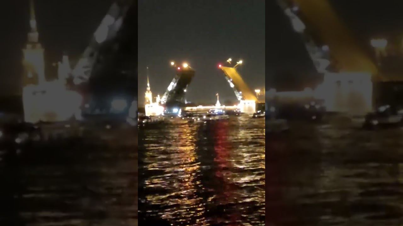 Смотрим как разводят мосты