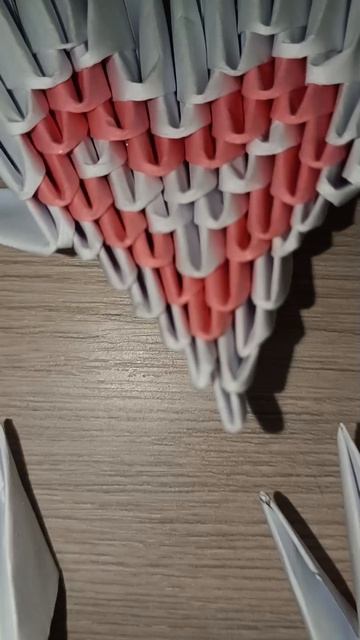 Модульное оригами - сердечко ко дню Святого Валентина.