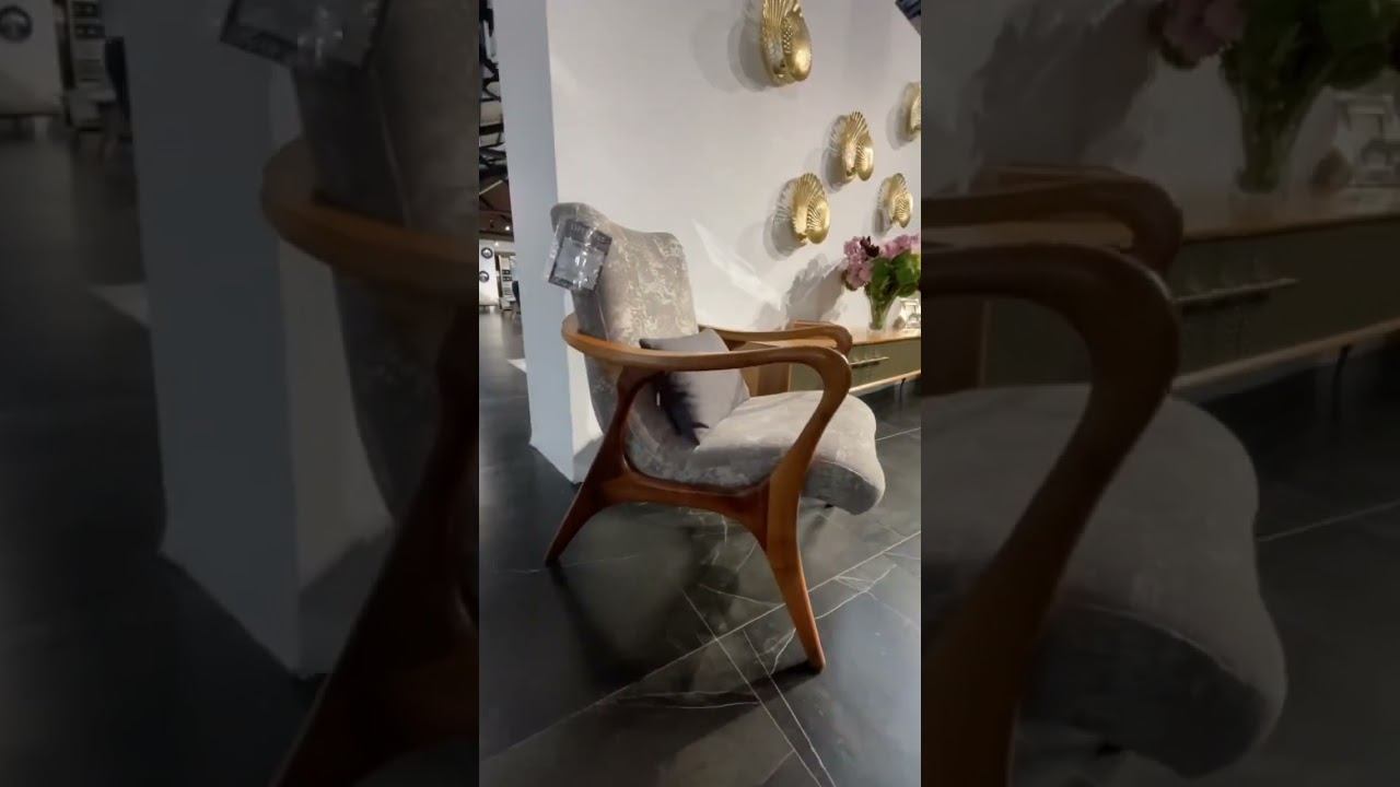 Кресло из дерева в гостиную #кресло #кресла #интерьер #гостиная #мебель #дизайнгостиной #интерьер