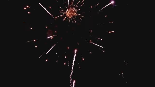 Новогодний фейерверк в детском доме Малый Исток