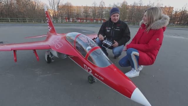 МИР МОДЕЛИЗМА: МАШИНЫ, САМОЛЕТЫ, МАКЕТЫ ГОРОДОВ, МАКЕТЫ ВОЕННОЙ ТЕХНИКИ. КОЛЛЕКЦИОННЫЕ ПАРОВОЗЫ