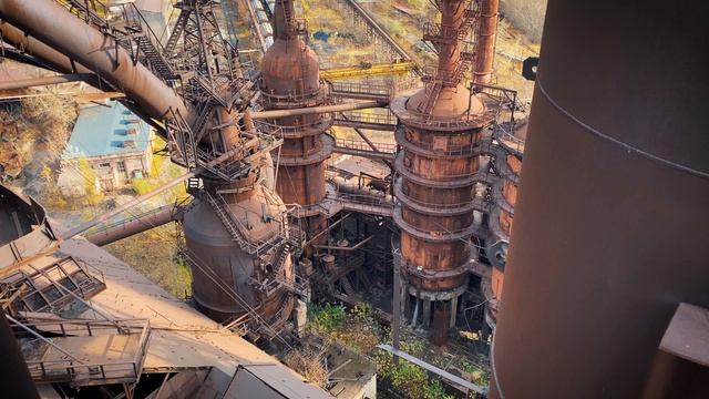 Заброшенный металлургический завод.