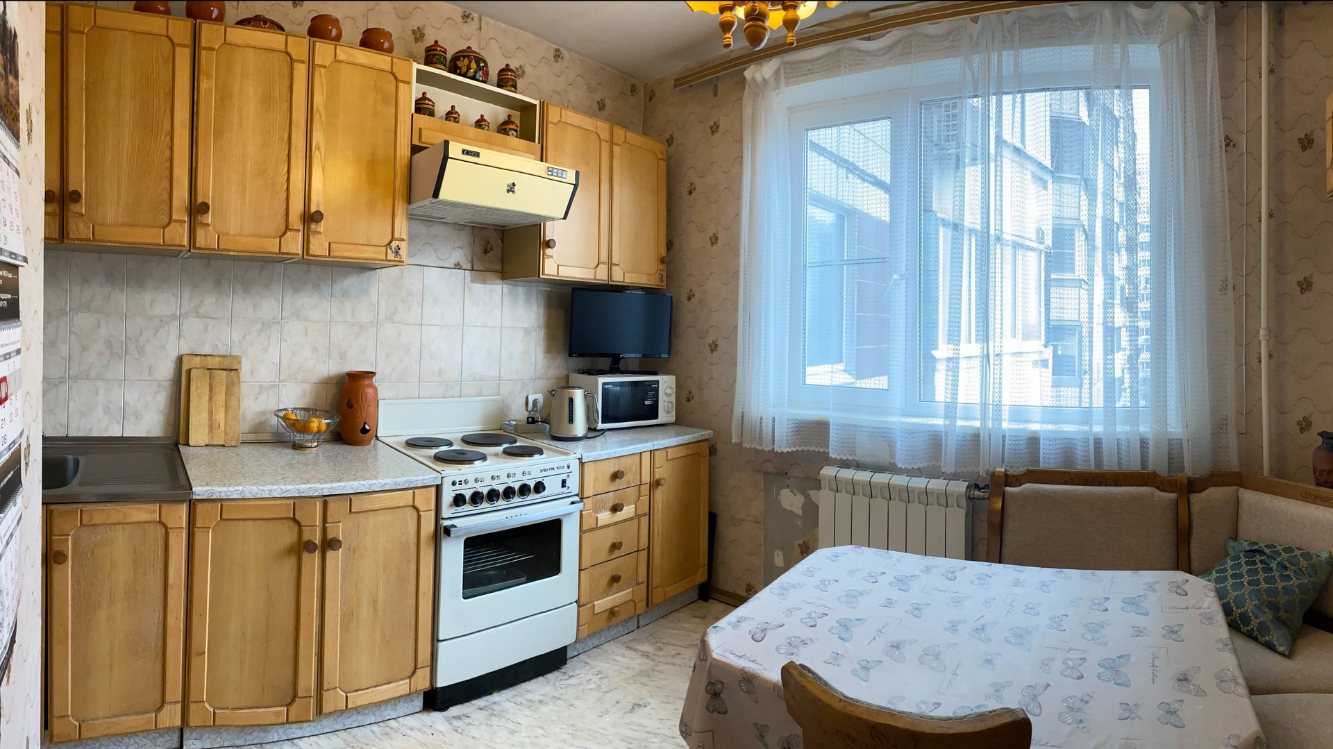 Трехкомнатная квартира. Веневская д. 1 (5-й этаж)