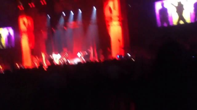 Selena Gomez - Stars Dance Tour: Live In Vancouver (Part 3)