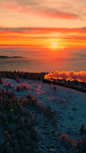 Закат, поезд