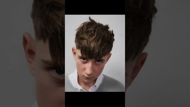 стрижка под горшок в укладке