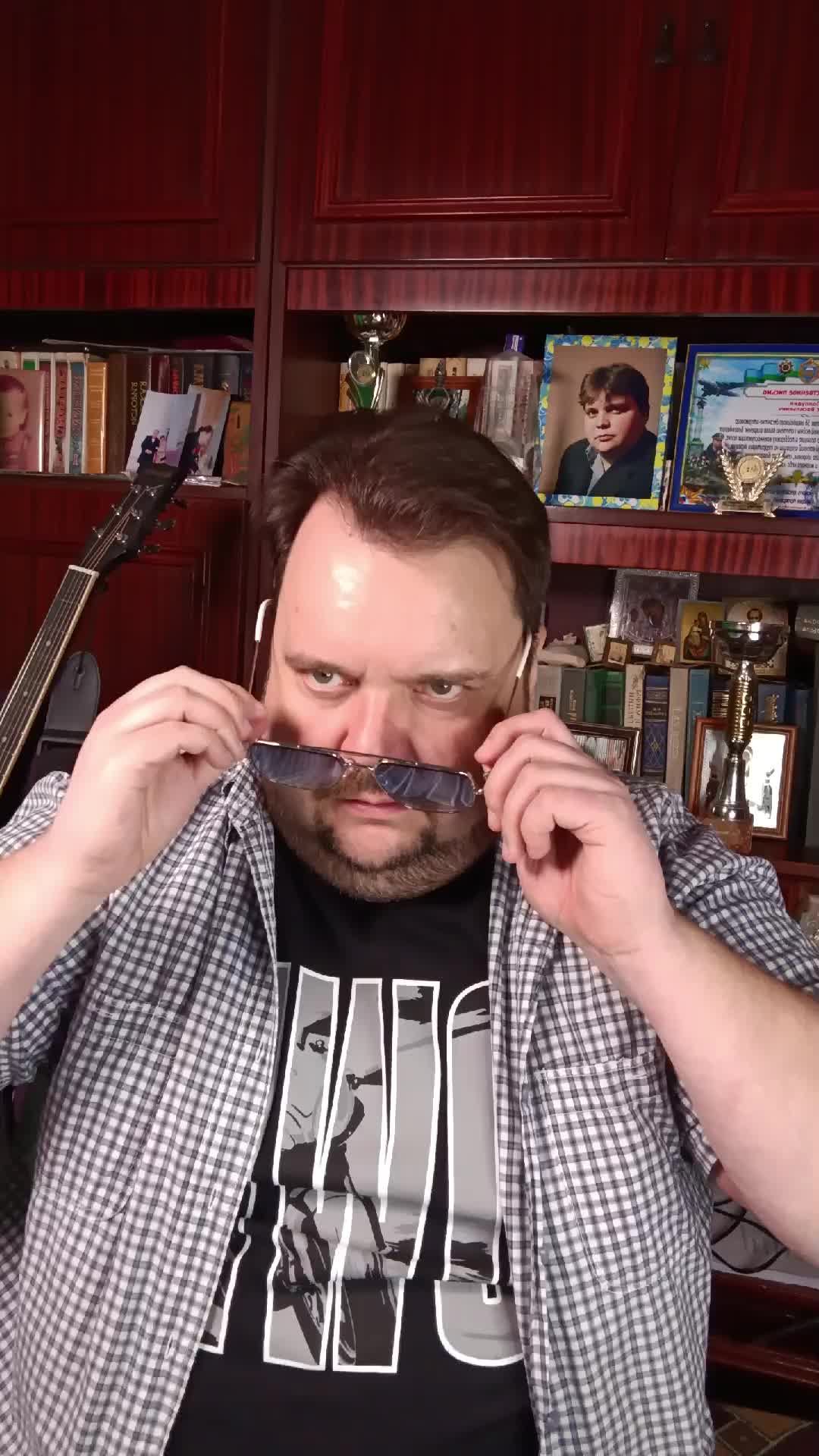 Поем многое