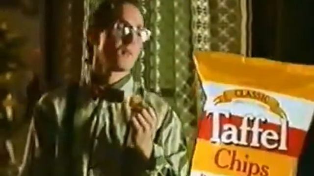 Ariel Pfletteher 1992 Reklaam