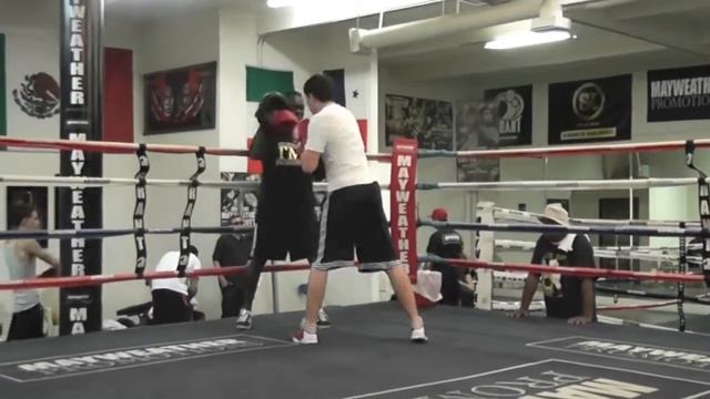 Brian Reynolds Trains To Mambo No. 5 At The Mayweather Boxing Club