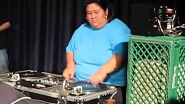 Turn It Loose! 2010: DJ Showcase: Kuttin Kandi
