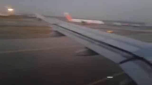 Домодедово рулежка на взлетную полосу