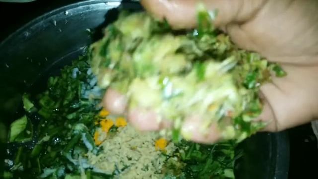 Taroi Ki Chilke Se Banae Tasty Bhajiye🤭