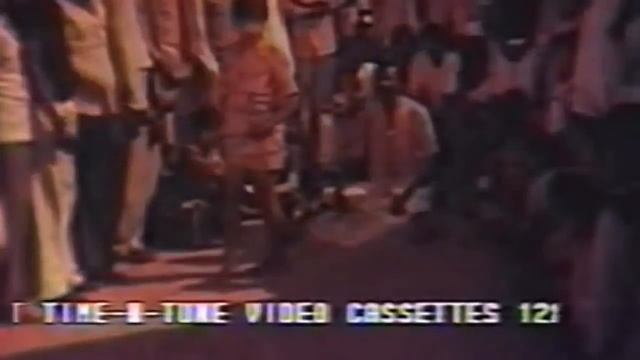 KAHE KE TA SABHE KEHU AAPAN - GANGA KINARE MORA GAON - USHA MANGESHKAR