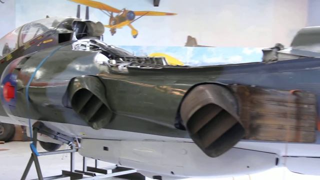 XW269 T2 Harrier Assembly Pt 1