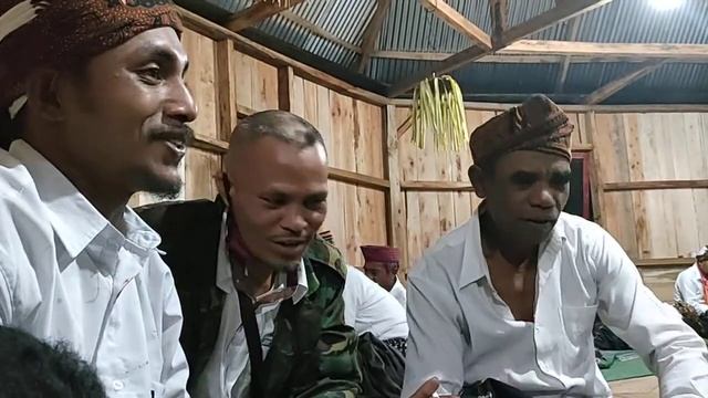 NENGGO MANGGARAI-mane Tana Sale (Irfan Juadin)