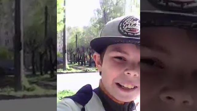 Друг приручил ГОЛУБЯ