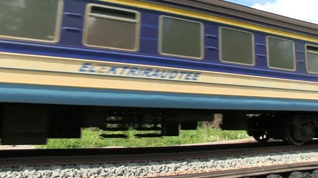 Электропоезд ЭР2-1032 в блокпост 89.км / ER2-1032 EMU At Blockpost 89.km