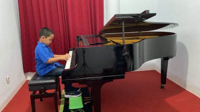 IYMO2021-Makarios Praus Baralnissy Panjaitan-Little Finger C-Bean Bag Dog