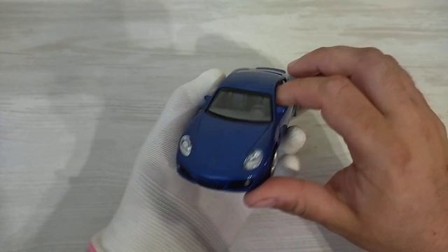 PORSCHE CAYMAN DIECAST 1:32 !!!