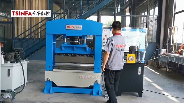 100 Tons Hydraulic Bending Machine For Steel Plate Bending