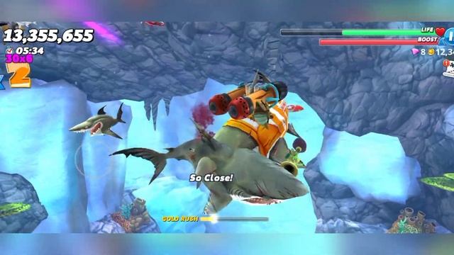 Megalodon Shark Attacks Cage Diver - Hungry Shark World - Megalodon Shark Attack & Best Gameplay