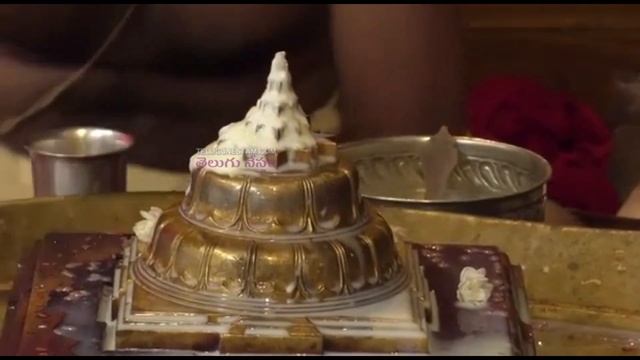 Vijayawada Durgamma Temple Sri Chakra Navavarana  Pooja