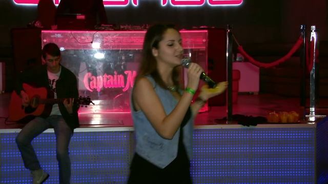 Містер РТФ 2014 - Даша Шангареева и Саша Андрушок   Иди на дим костра