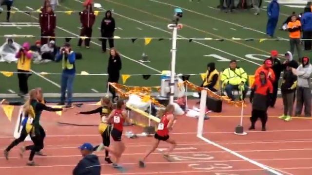 2017 Nebraska State Track Girls 4x400m Final - Class B