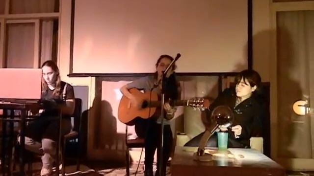 Paula Trama La Canción Del Sky