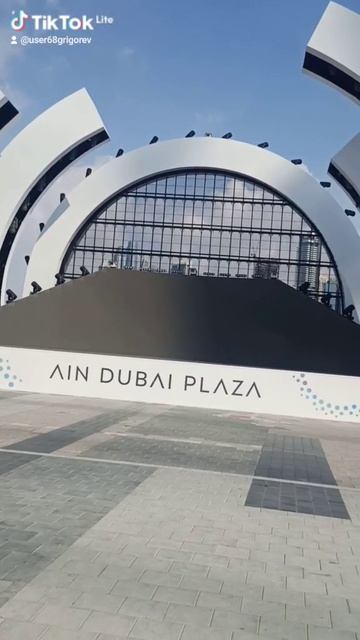 AIN DUBAI глаз Дубая