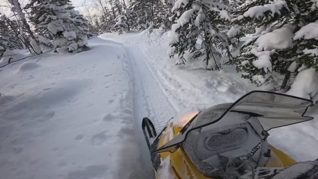 22.02.2025 г. Сахалин/BRP TUNDRA 550LT и еще какой-то горник/