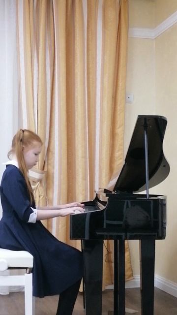 В.А.Моцарт ,Аллегро, исполняет Егорова София 9 лет., фортепьяно.mp4