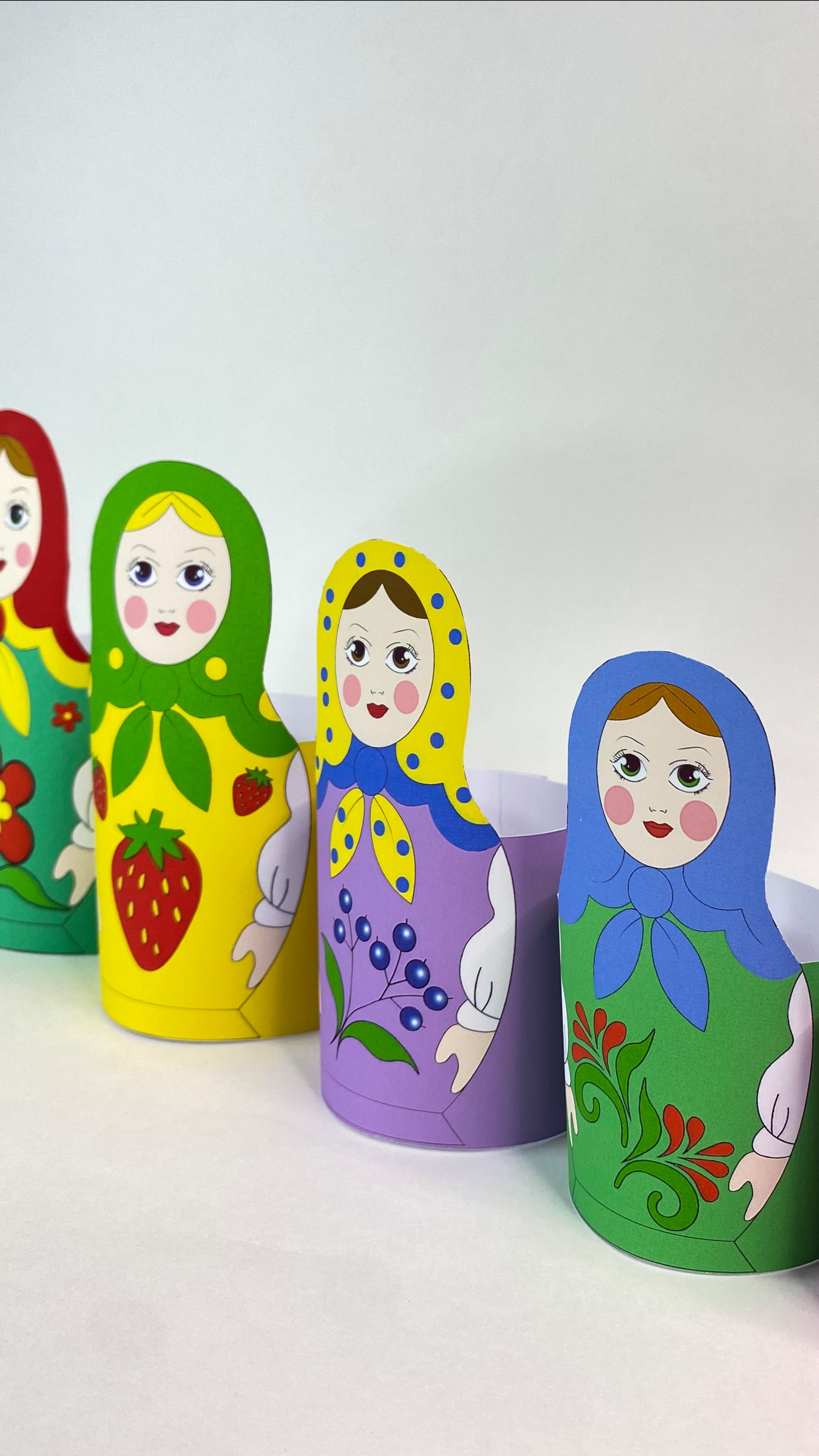 Поделка из бумаги «Матрешки»